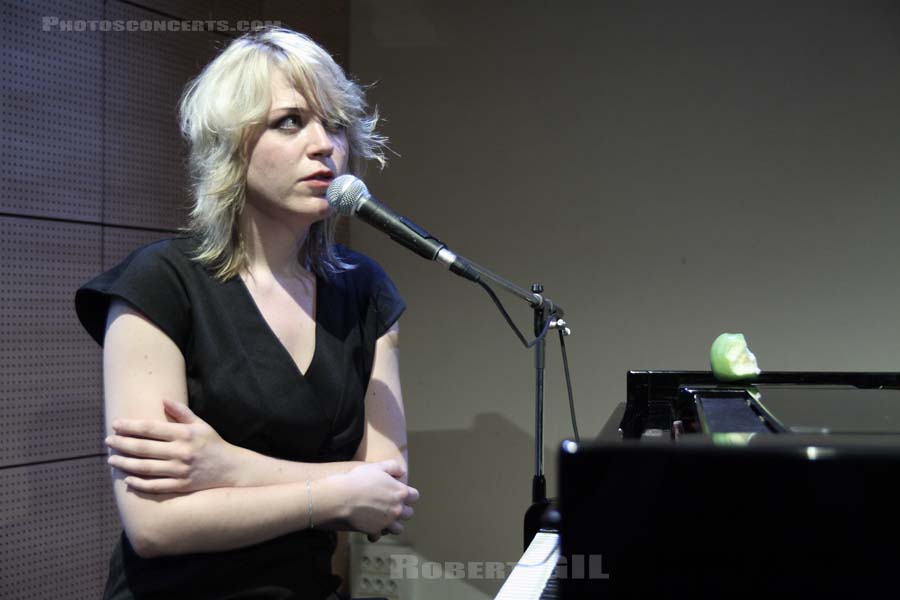 FRIDA HYVONEN - 2007-04-20 - PARIS - Centre Culturel Suedois - 